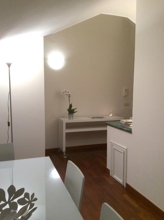 Apartment La Mansarda 阿尔巴 客房 照片